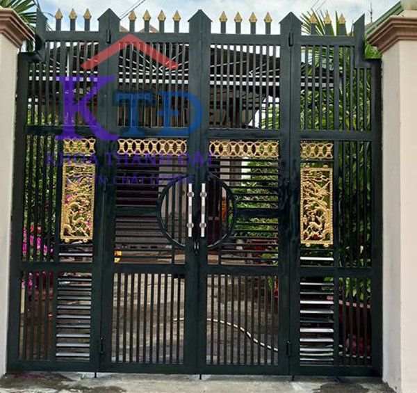 Thi công làm cửa cổng sắt tại Lái Thiêu- Thuận An