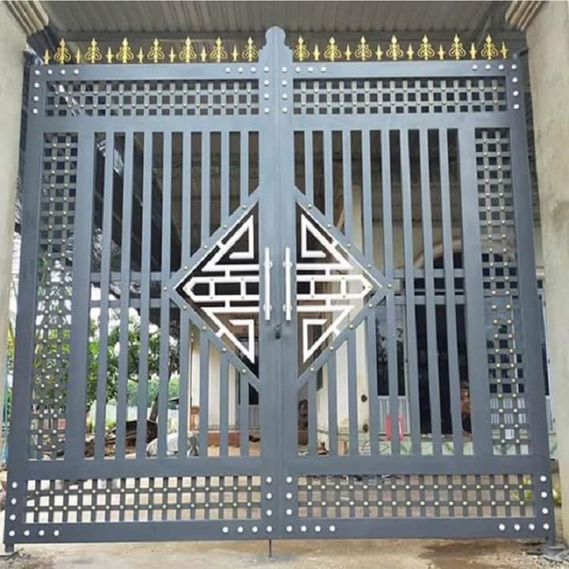 Thi công cửa sắt theo yêu cầu