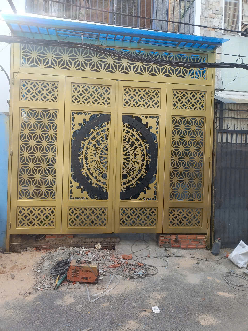 Thi công cửa cổng sắt mỹ thuật tại Thủ Đức