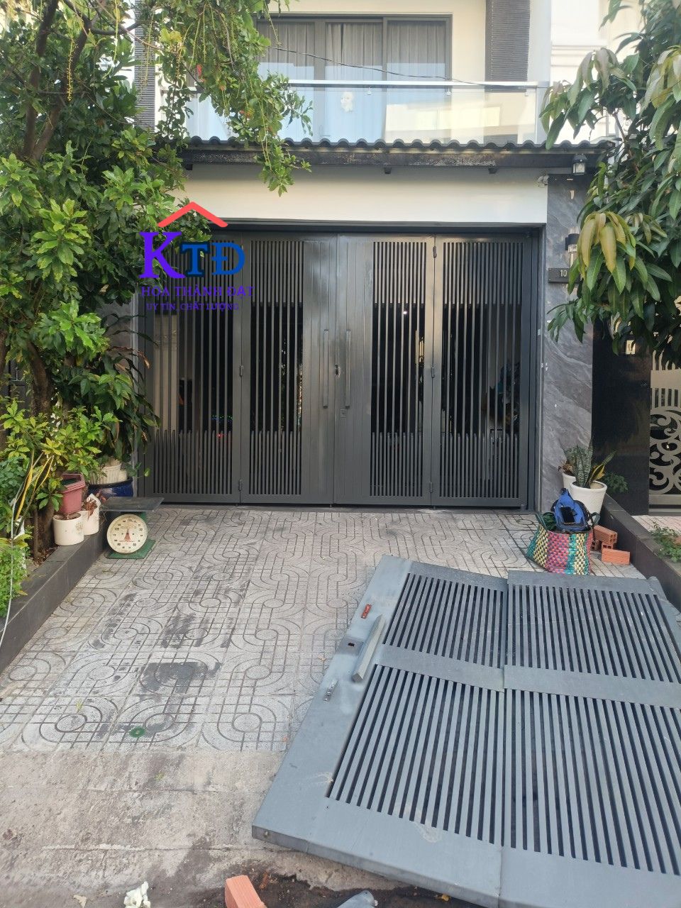 Thợ làm cửa sắt đẹp tại Quận 9.