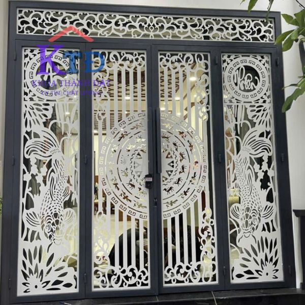 Mẫu cửa mỹ thuật đẹp tại TPHCM