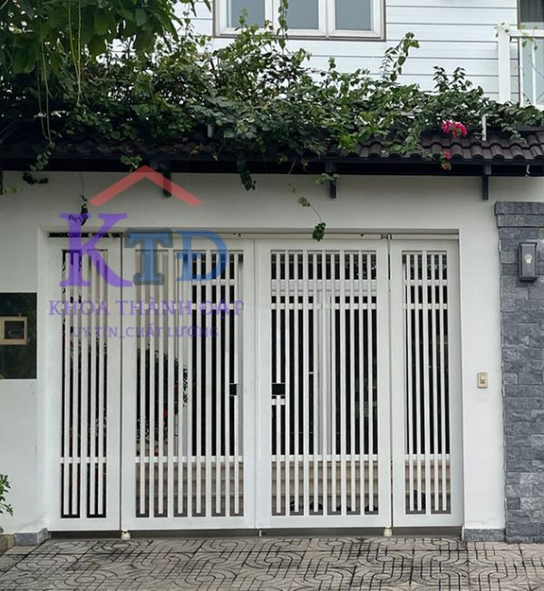 Mẫu làm cửa sắt đẹp