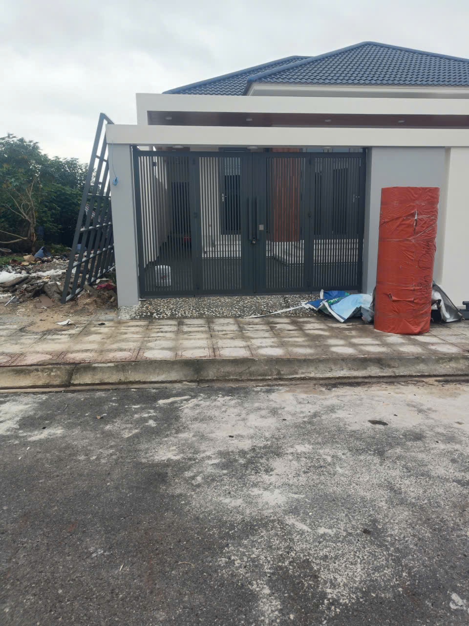 Thợ làm cửa cổng sắt thẩm mỹ tại Thuận An