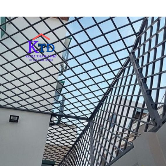 Mẫu khung sắt bảo vệ thi công tại quận 12