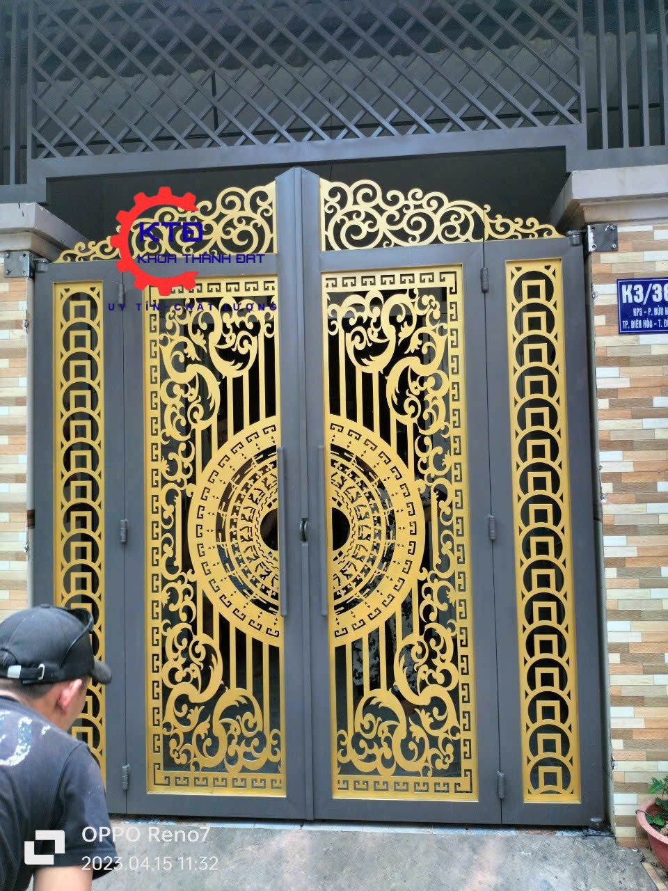 Làm cửa sắt CNC 2 cánh tại Mỹ Phước 3 – Thiết kế chuẩn đẹp, thi công chuyên nghiệp