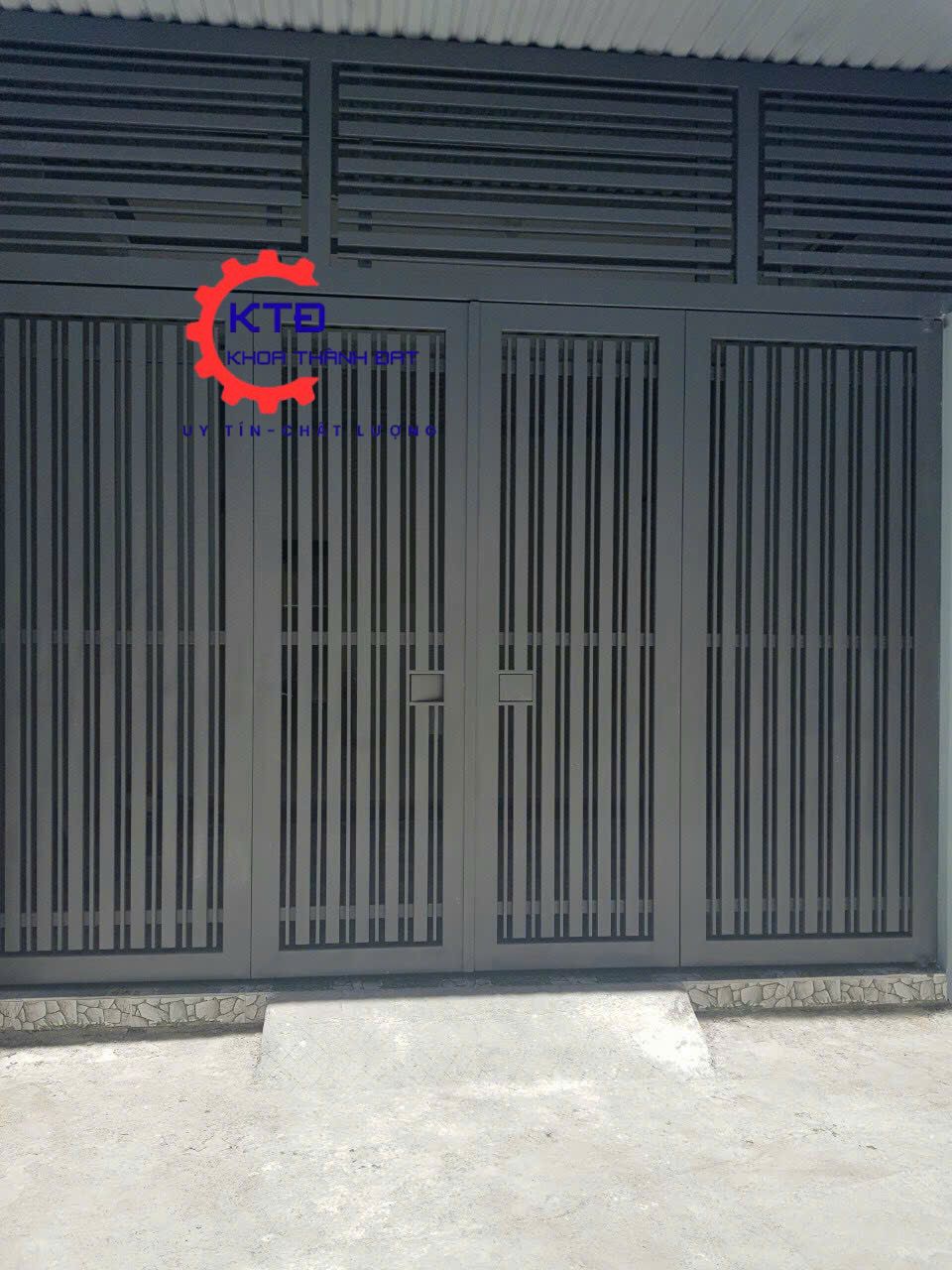 Thợ lắp đặt cửa cổng sắt Bình Dương