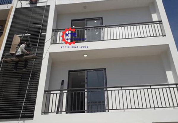 Mẫu lan can sắt giá rẻ tại Mỹ Phước 3