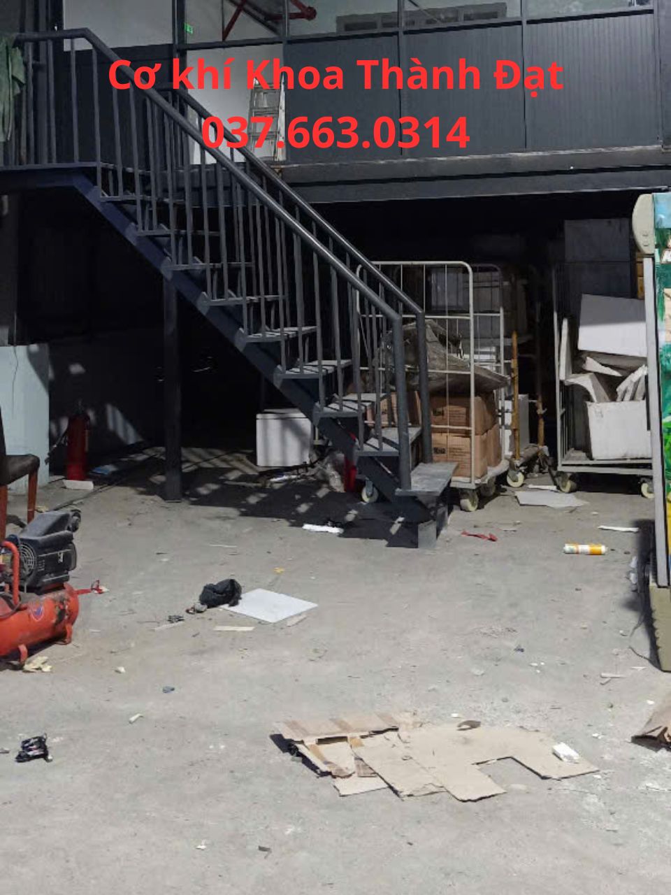 Làm cầu thang sắt tại phường Tân định