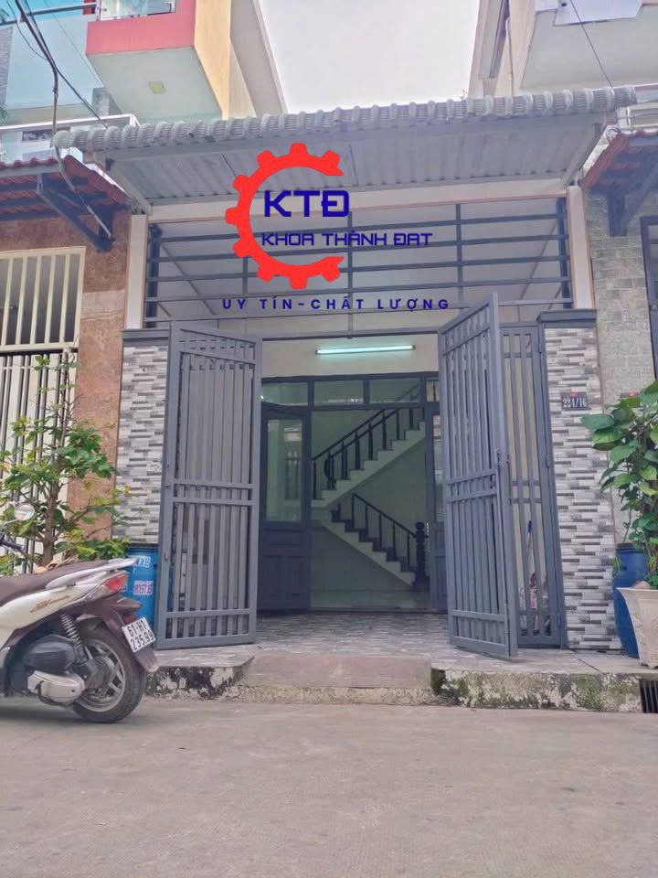 Cửa cổng sắt giá rẻ