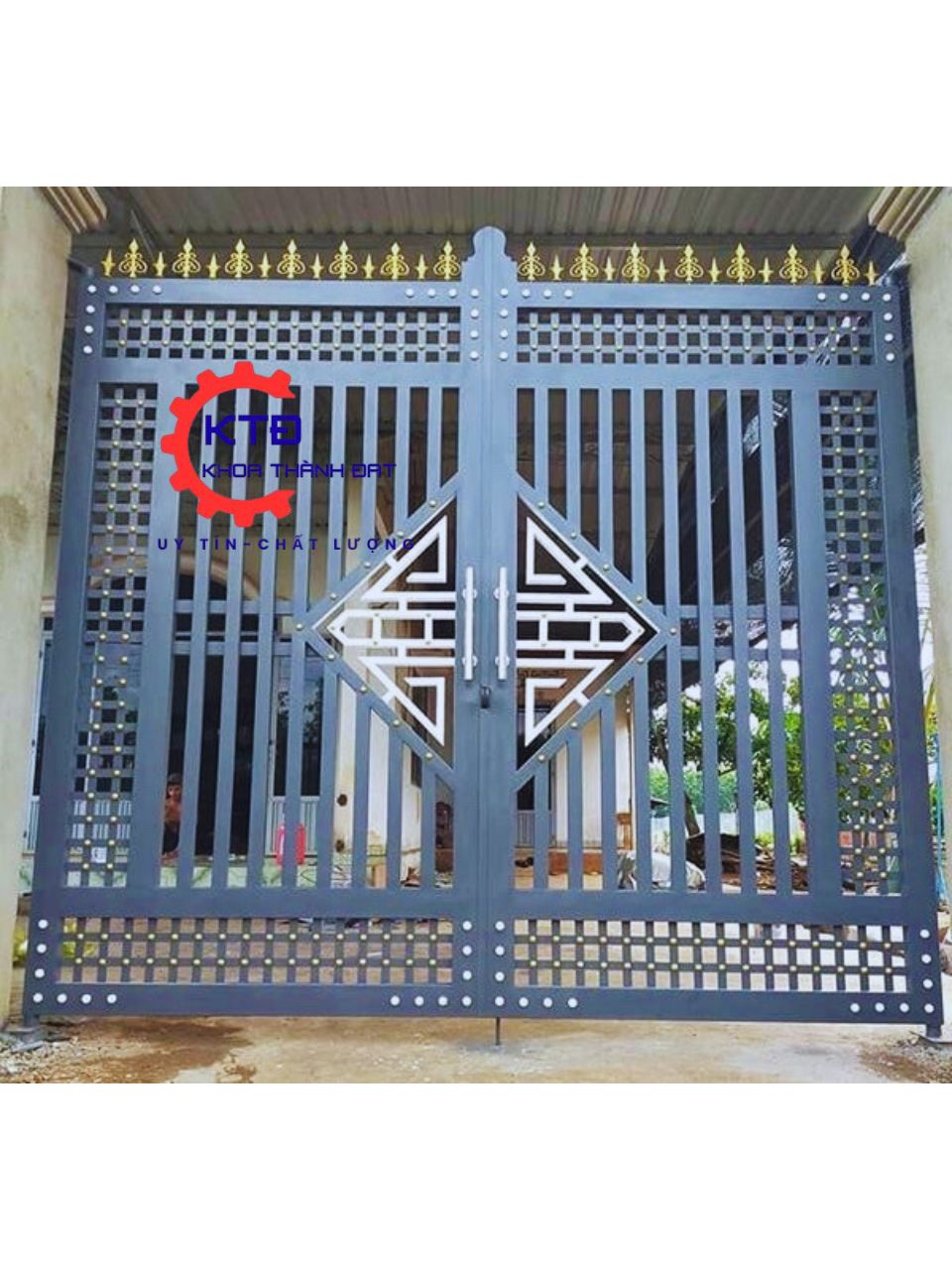 Thi công cửa sắt bền đẹp