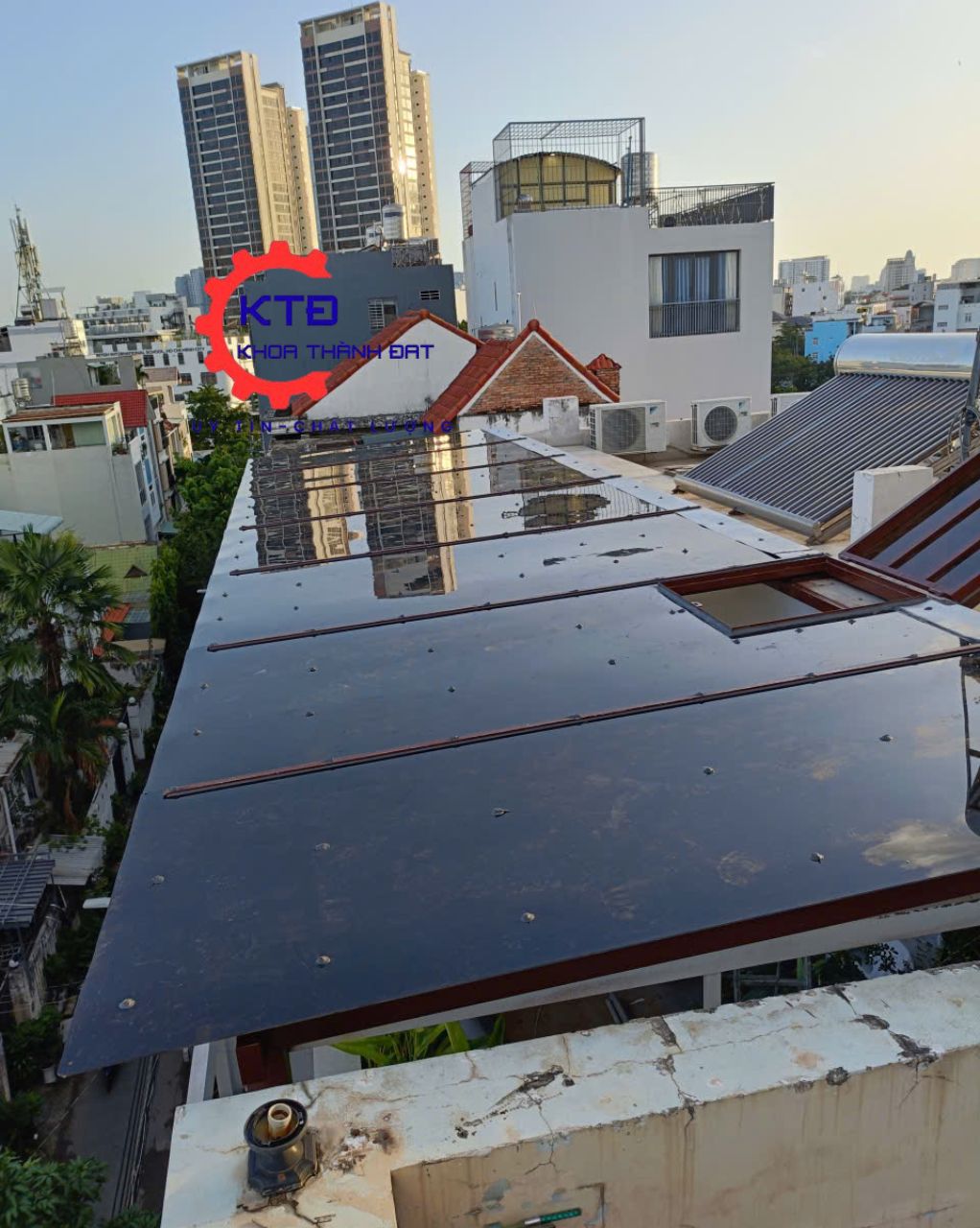 Thi công mái poly chuyên nghiệp