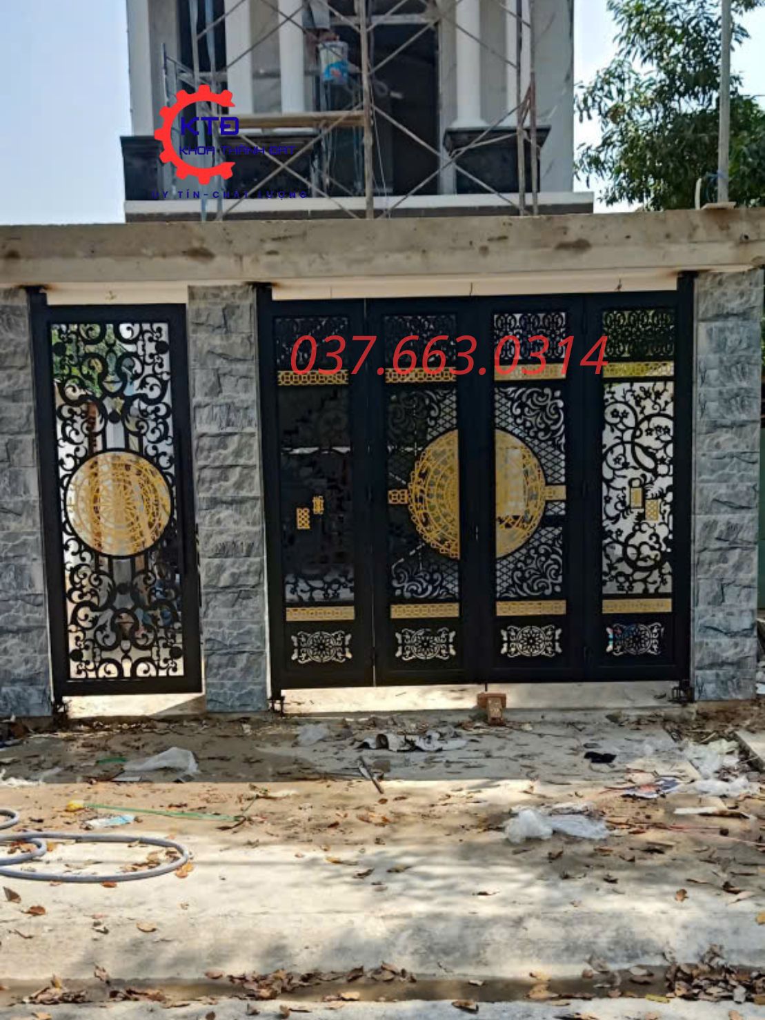 Thi công làm cửa sắt CNC đẹp