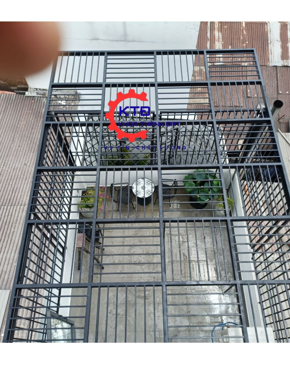 Làm khung bảo vệ tại Bến Cát