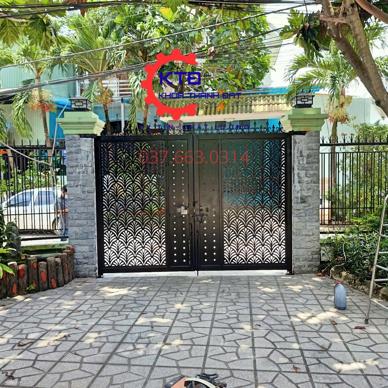 Làm cửa cổng sắt CNC tại Tân Uyên