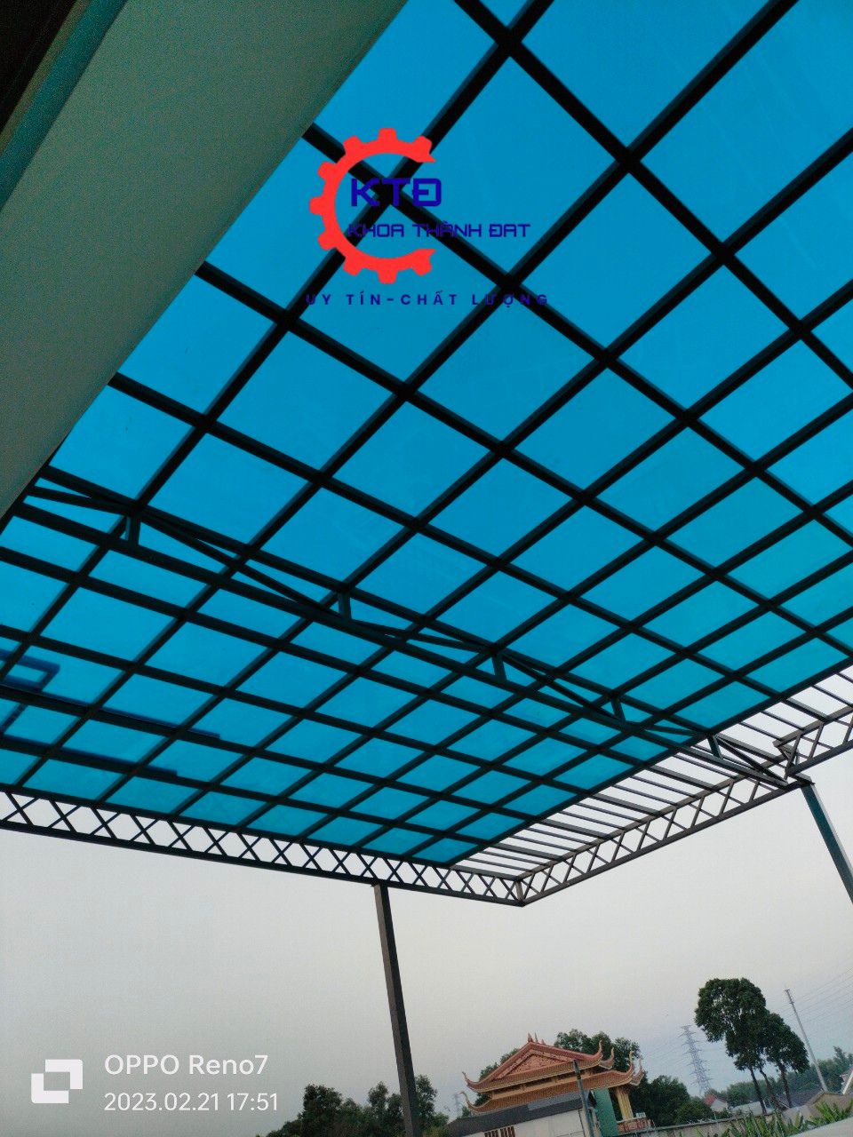 Mái poly nhựa sân thượng