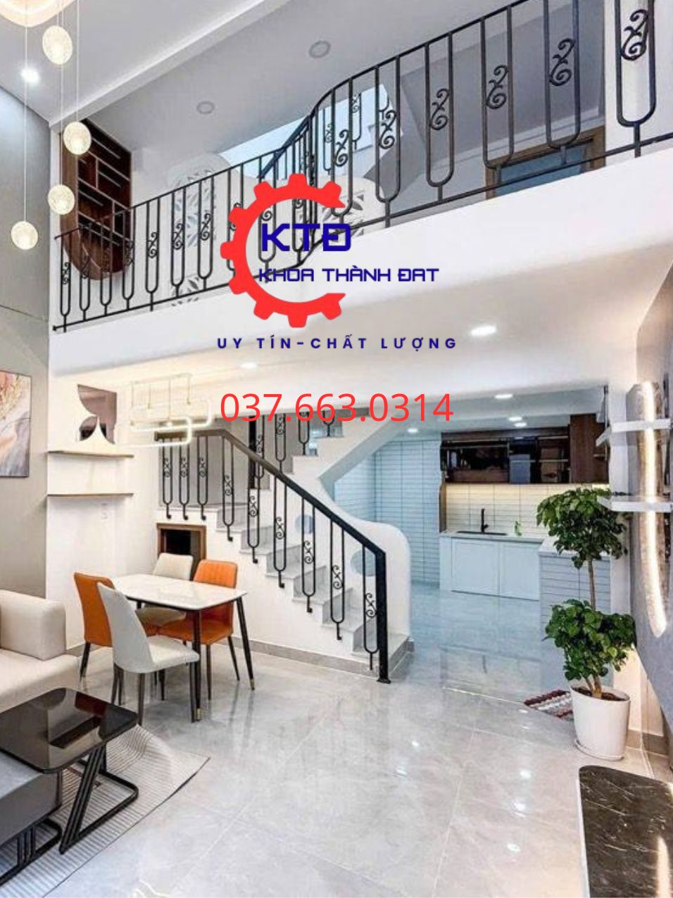 Thợ thi công cầu thang sắt tại Quận 8