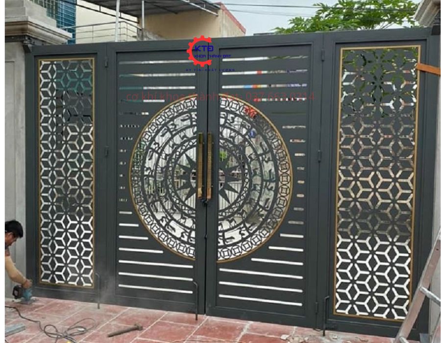Mẫu cửa sắt cnc đẹp