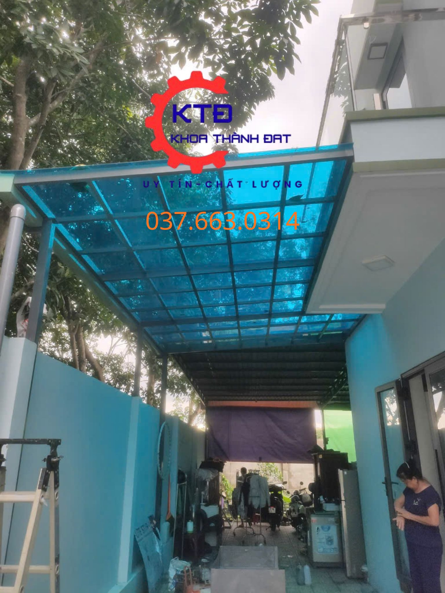 Thi công mái poly nhựa tại Phường Dĩ An- Mái che giá rẻ