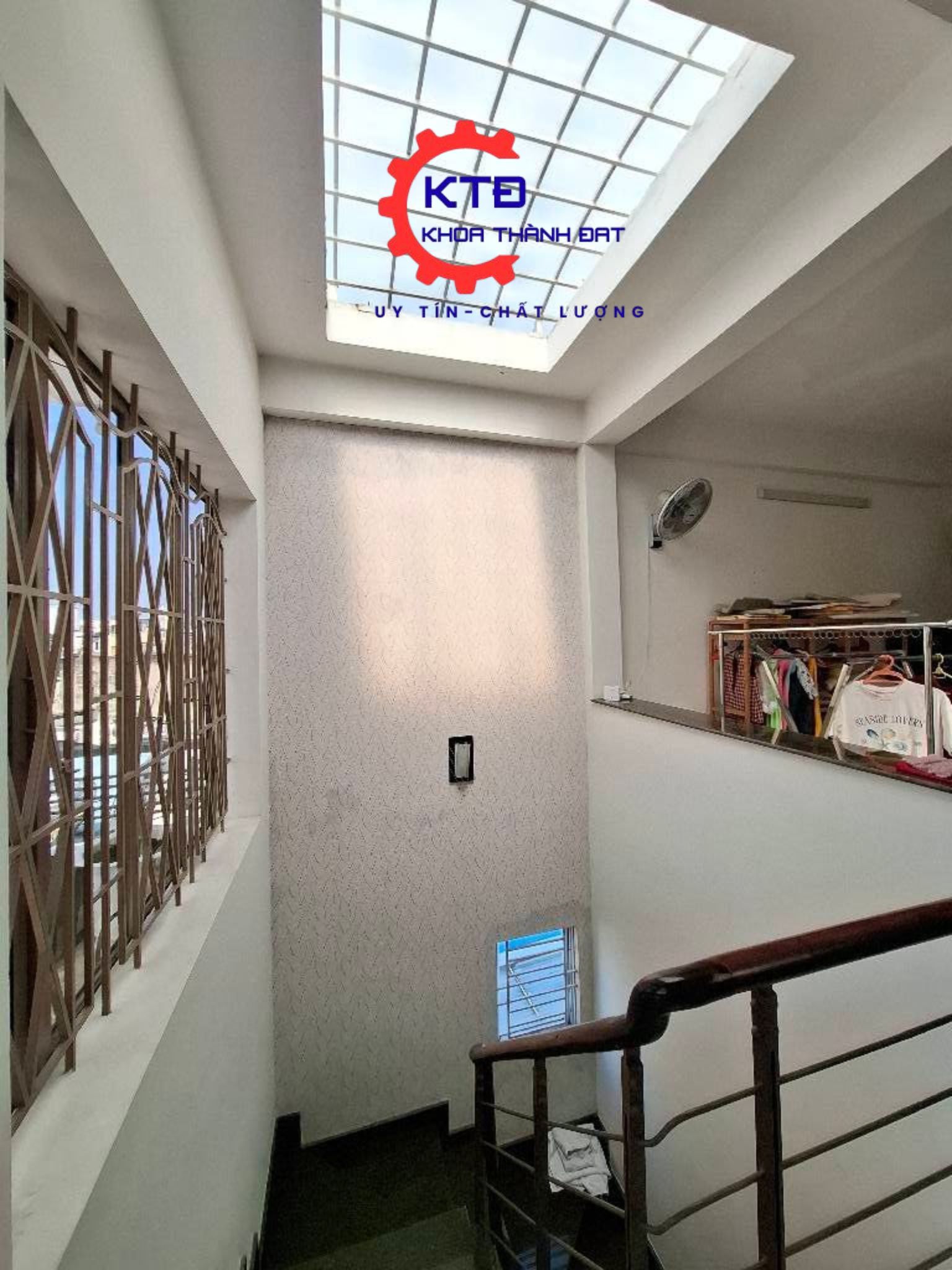 Thi công mái poly nhựa tại Phường Dĩ An- Mái che giá rẻ